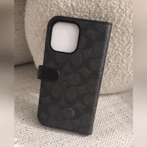 Coach iPhone 15 Pro Wallet Case